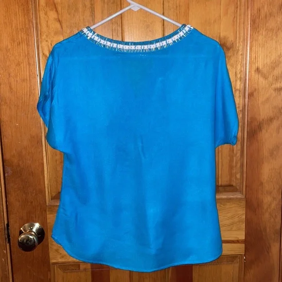 Blue beaded lily Pulitzer top - Picture 6 of 7